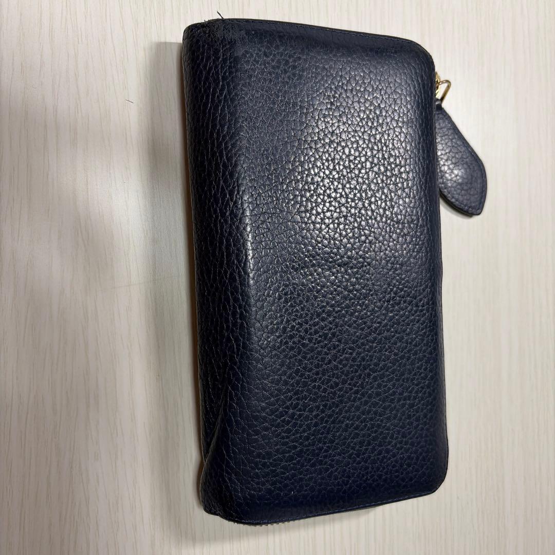 LOUIS VUITTONのPVCレザーの長財布