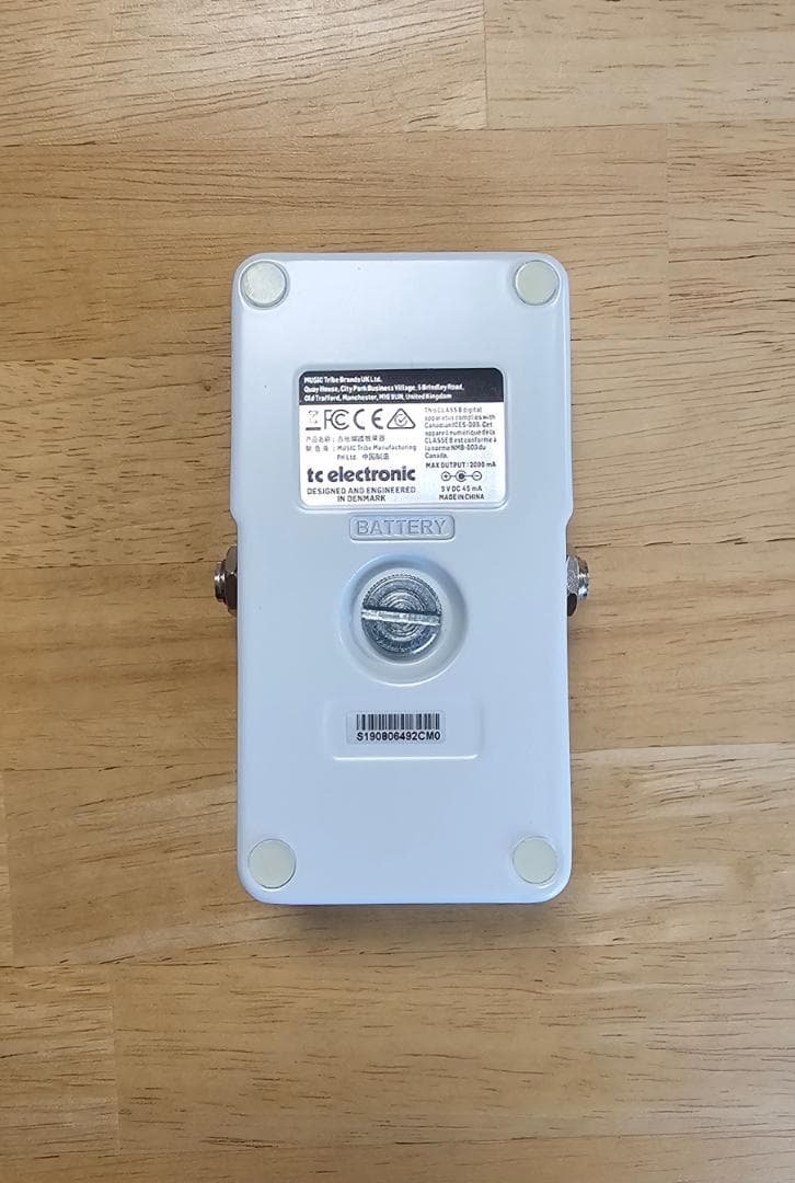 TC ELECTRONIC Polytune 3 ペダル型チューナー