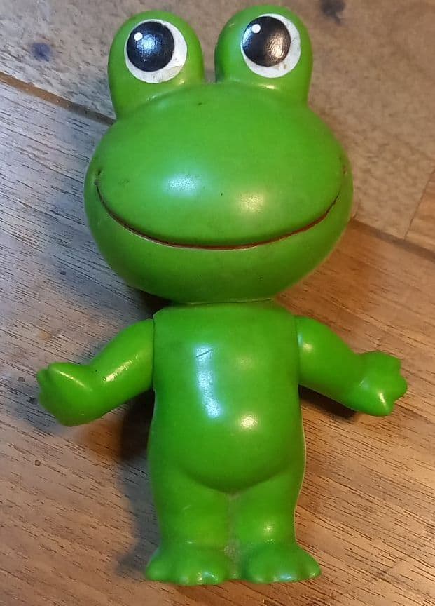 ケロちゃん　コルゲンコーワ