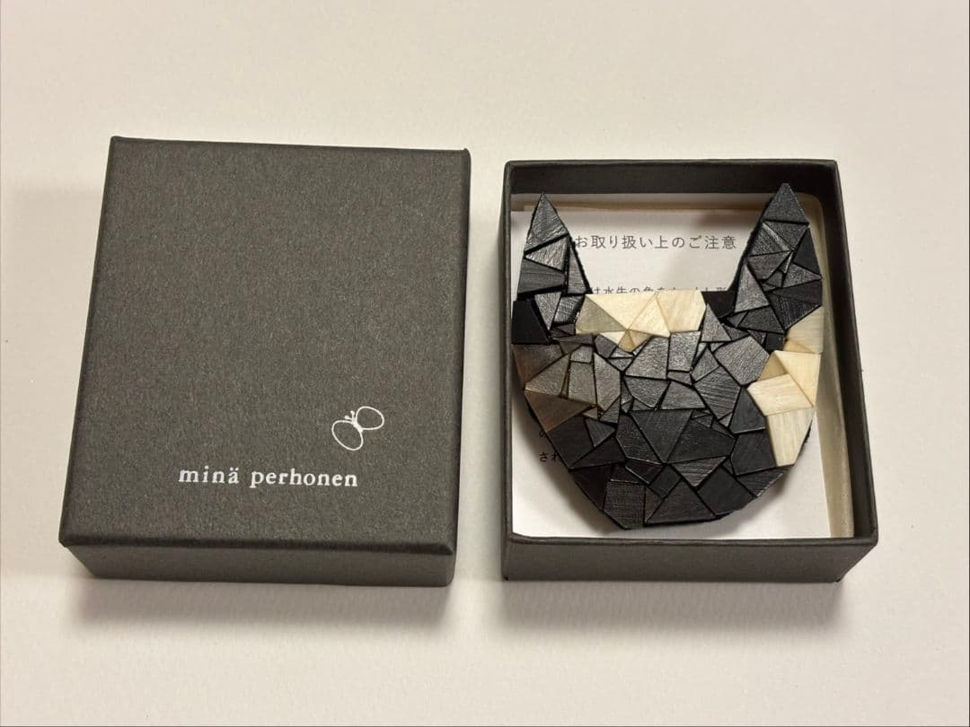 ミナペルホネン　anone-anone　ブローチ 未使用品