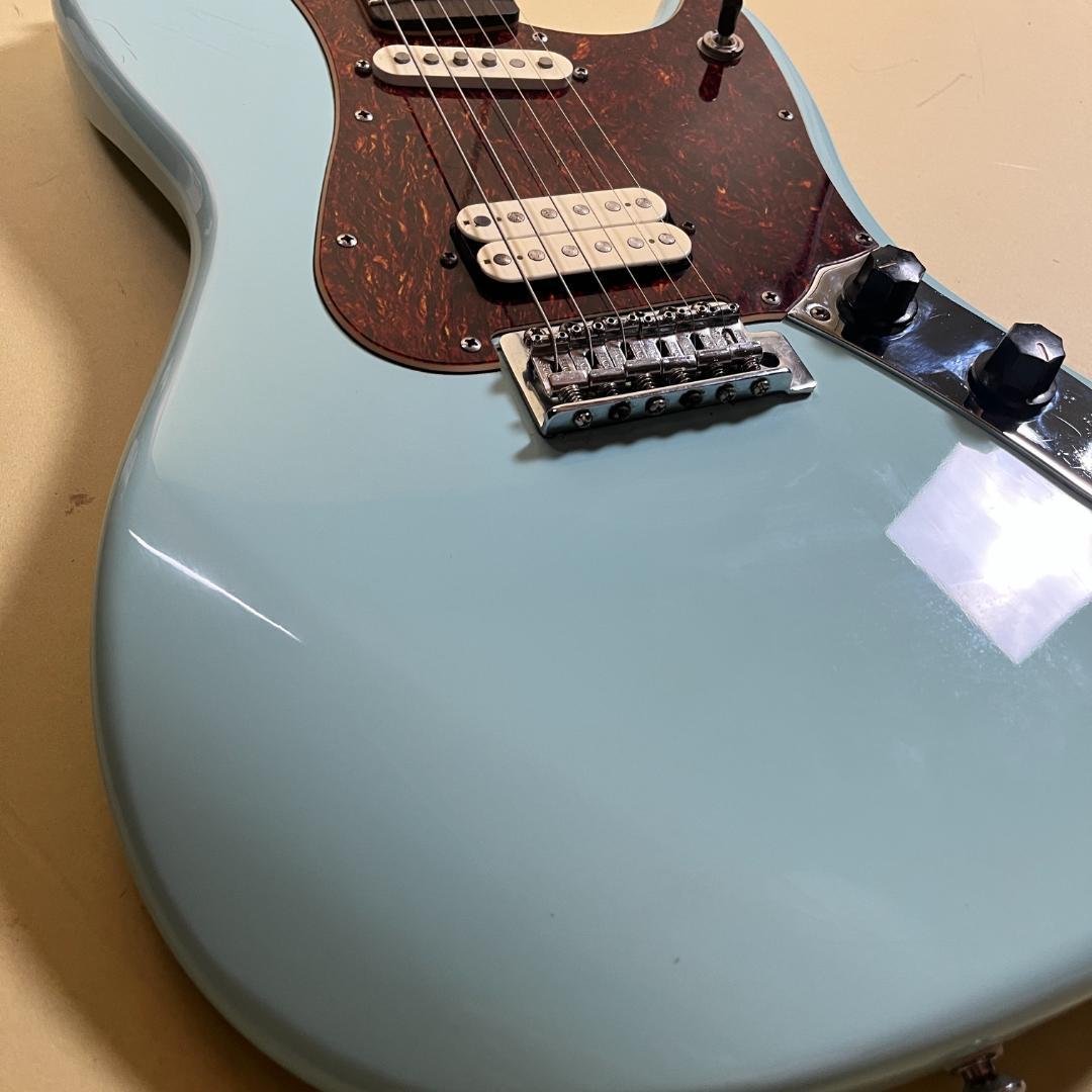 Squier Cyclone Sonic Blue 2011年製 Fender