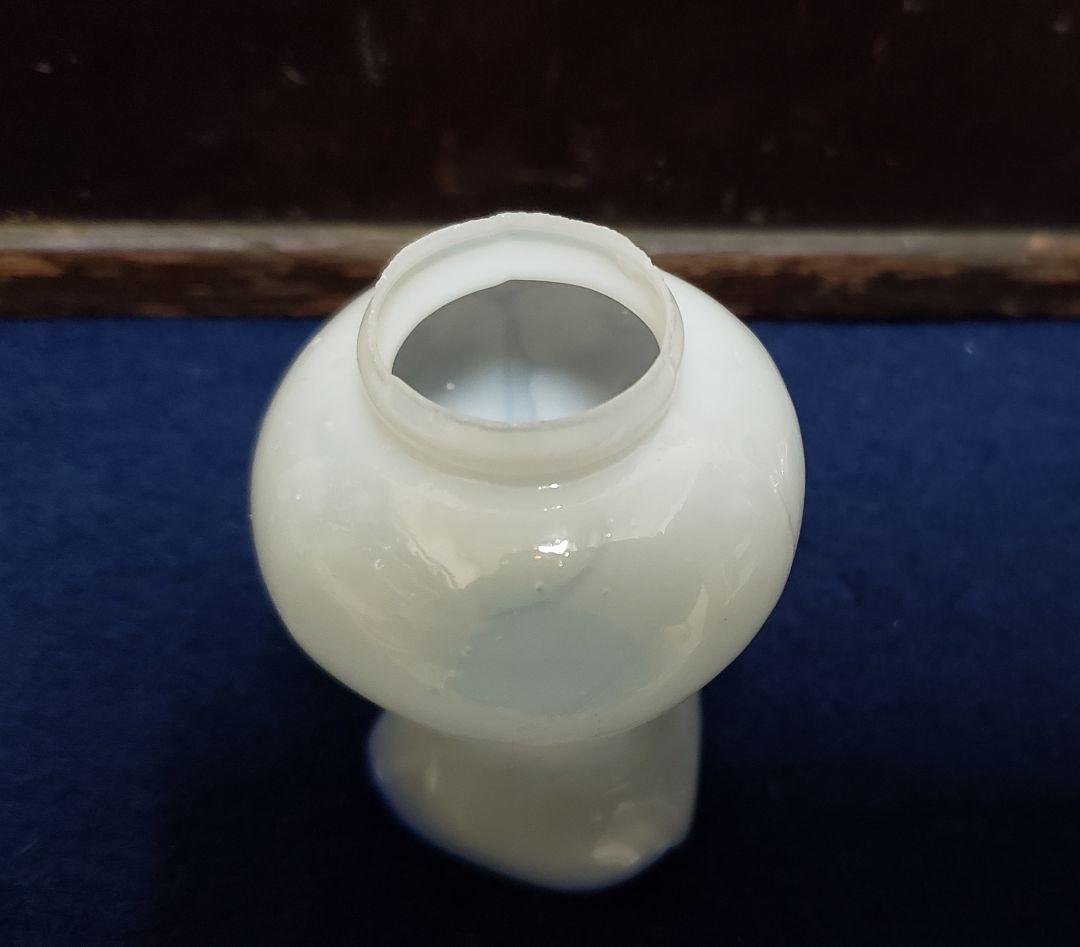 豆ランプ 火屋 ホヤ 乳白 金魚ほや 明治 大正 アンティーク レトロ ガラス