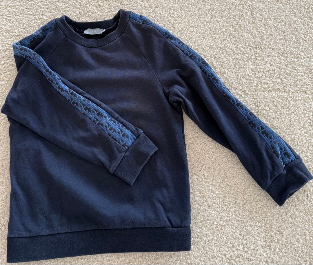 babyDior ネイビー トレーナー 8歳　kids