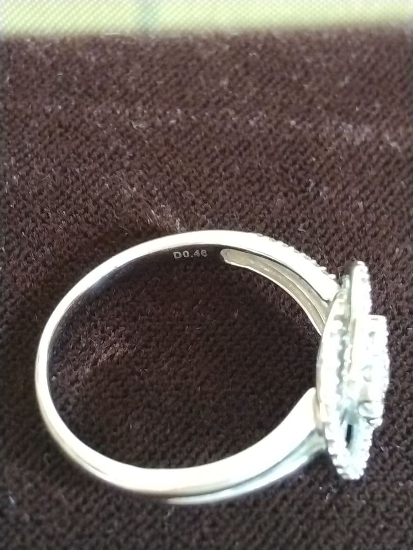 K18WGダイヤモンドリング証明書あり