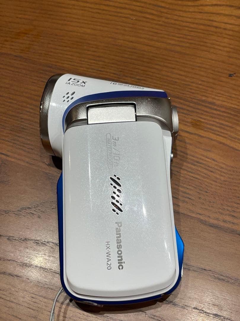 Panasonic HX-WA20 ビデオカメラ 本体　防水