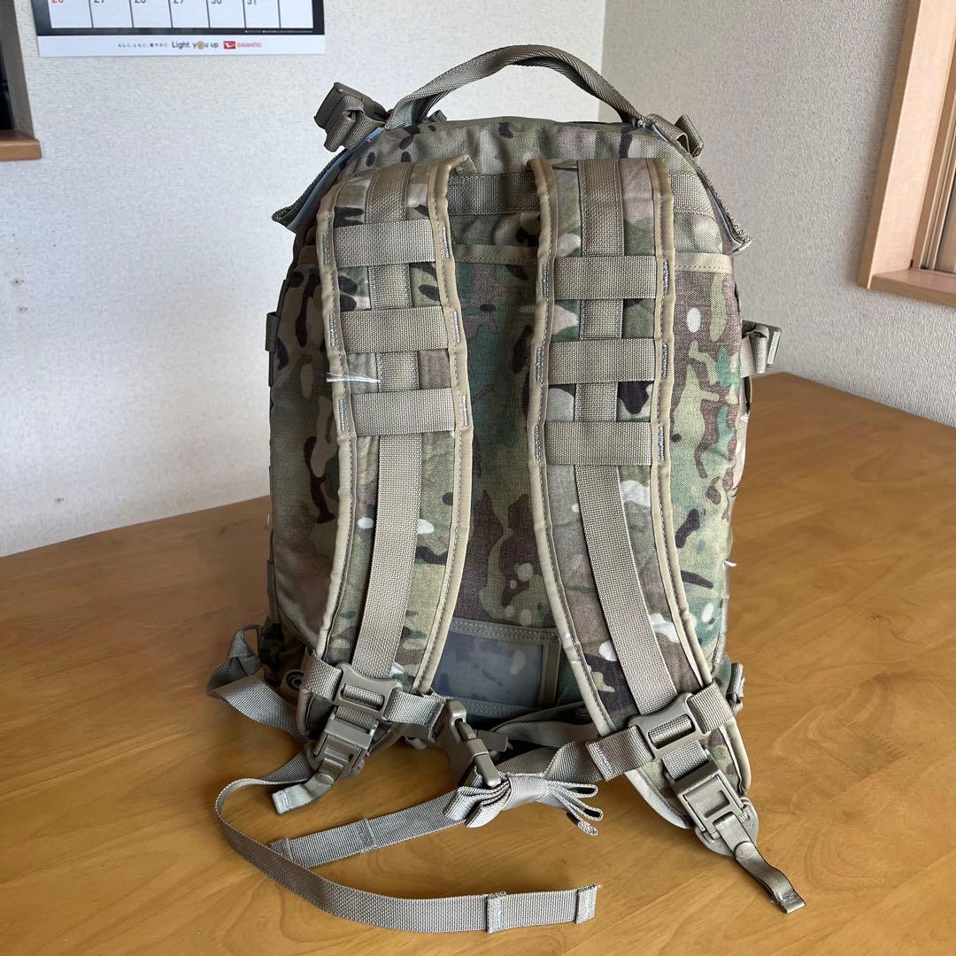 鮭若布　【美品】MOLLE II ASSAULT PACK マルチカム