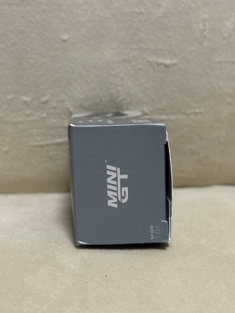 MiNiGT LBWORKS ランボルギーニウラカン　デジタルカモフラージュ