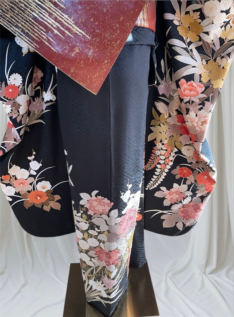 振袖 フルセット 綸子紗綾形 手描き友禅 黒地 花づくし