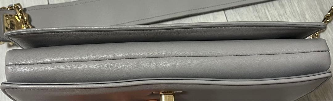 美品！！！ロジェヴィヴィエ　ショルダーバッグ