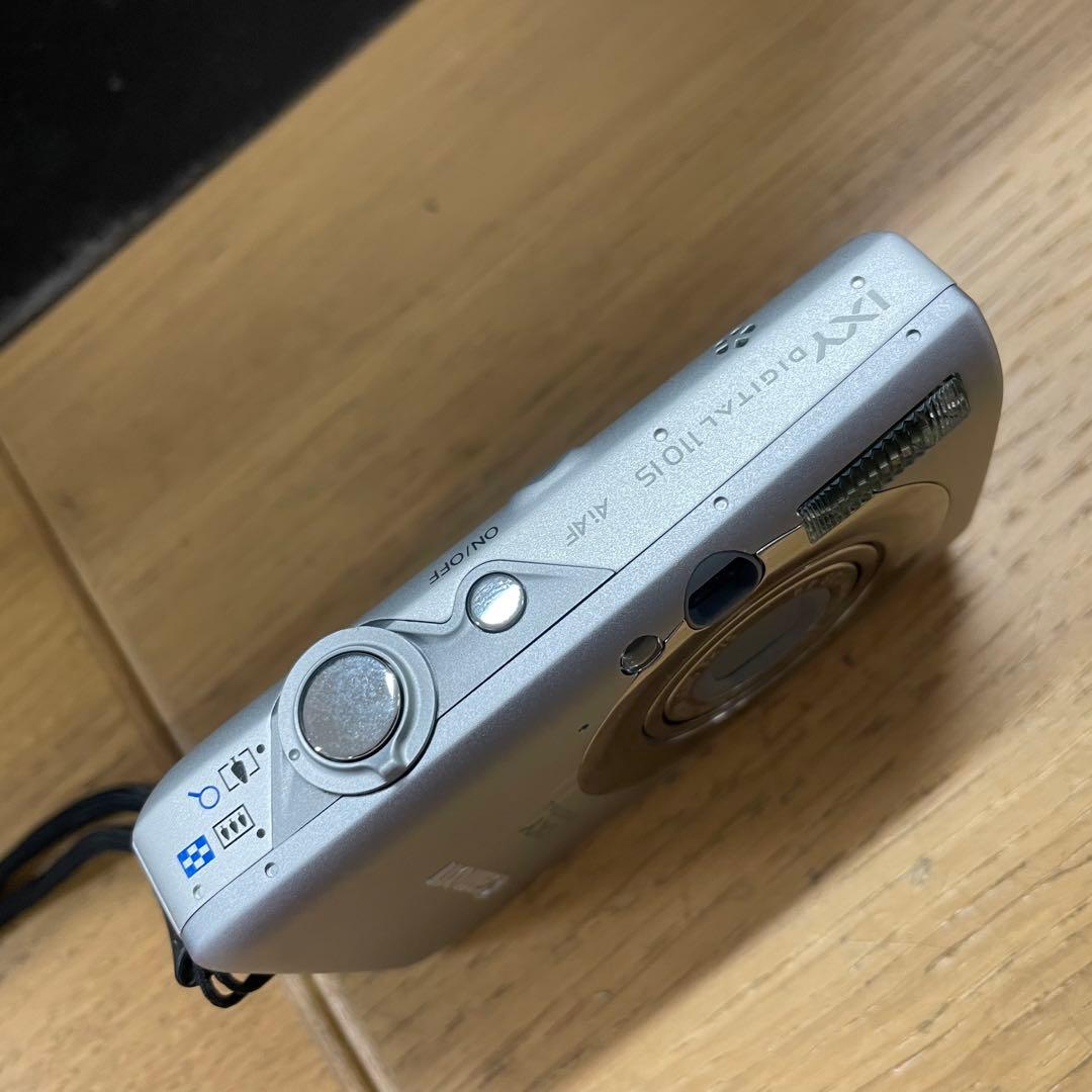 動作品Canon IXY digital 110 IS コンパクトデジタルカメラ