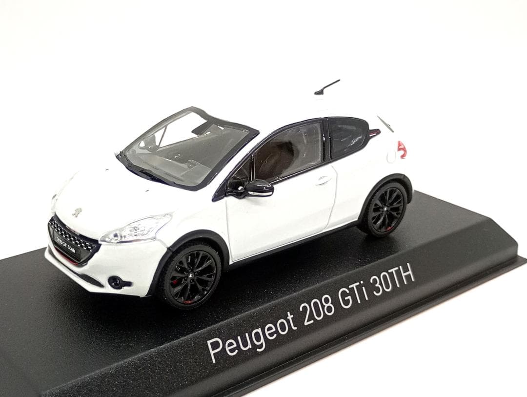 ノレブ 1/43 プジョー 208 GTi 30TH 2014 パールホワイト