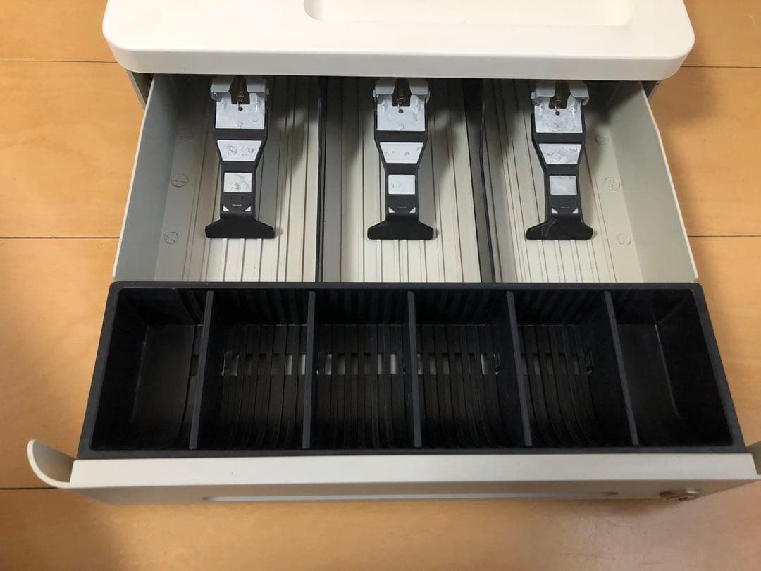 CASIO 電子レジスター　SE-G2-WE 店舗　業務用　※欠品箇所有り