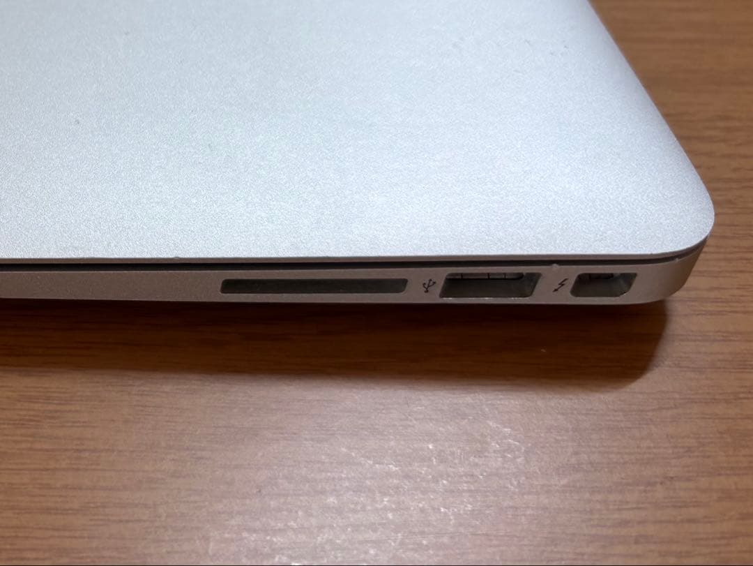 【最終値下げ】 Macbook Air Early 2014 13インチ