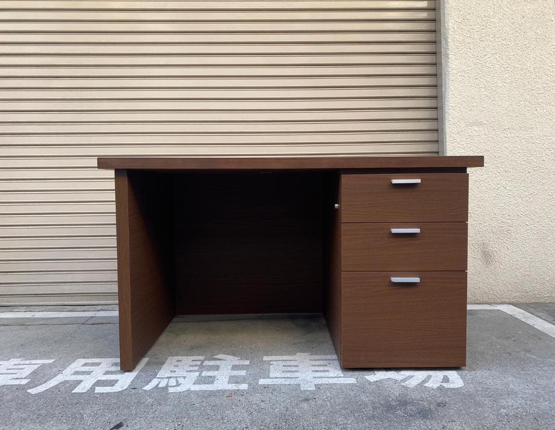 A269☆コクヨ 高級 片袖机 鍵付き「マネージメント 550」