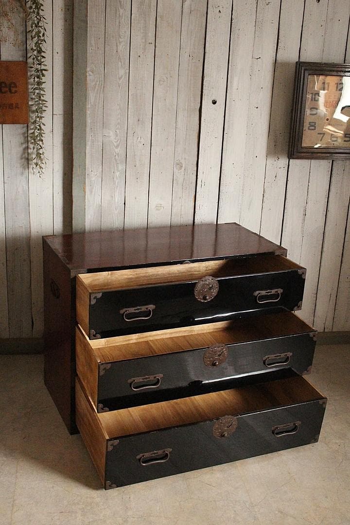 綺麗な丸金具庄内箪笥　3段　中桐　タンス　収納　古家具　古民家　時代家具