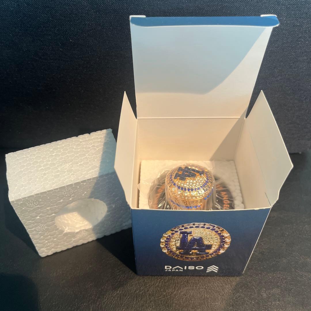 限定配布品　大谷翔平　ドジャーススタジアム　ワールドチャンピオンリング　レプリカ