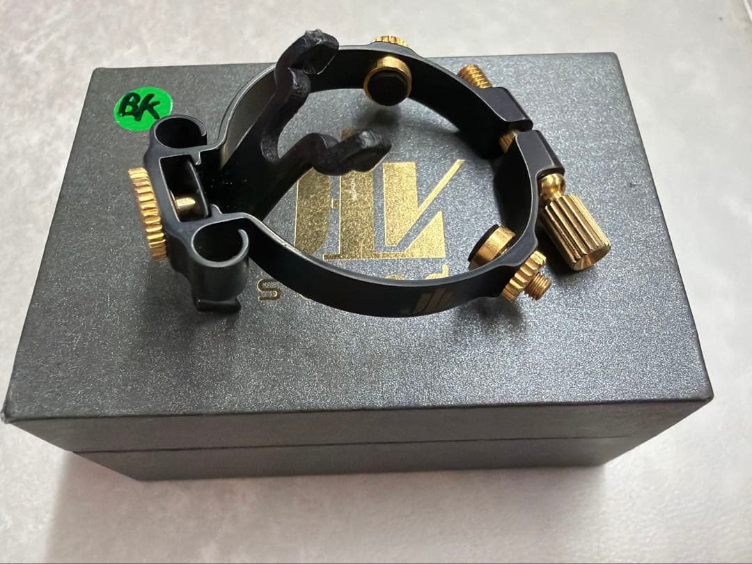 テナーサックスリガチャー JLV Black Edition