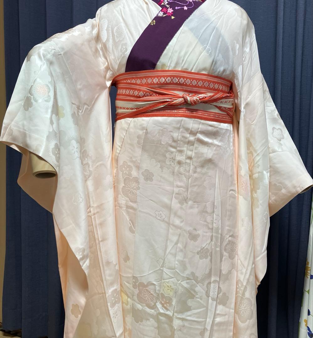 正絹振袖　Ｓサイズ　7点フルセット　黒地　雪輪　桜などの花　色半襟付　成人式