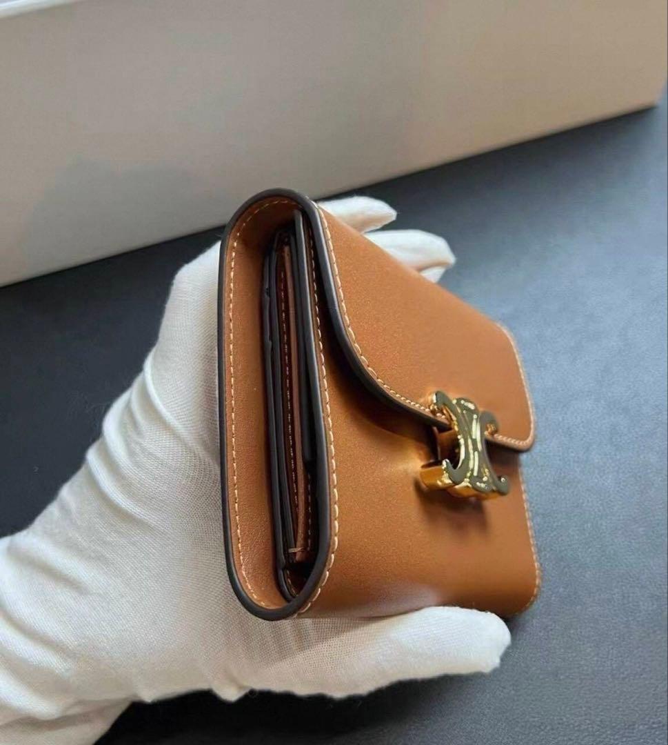 CELINE 本革三つ折り財布
