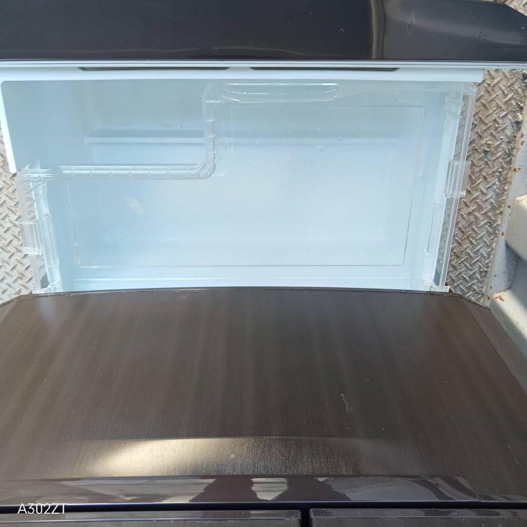 送料設置無料　人気モデル三菱冷蔵庫　520L 木目デザイン