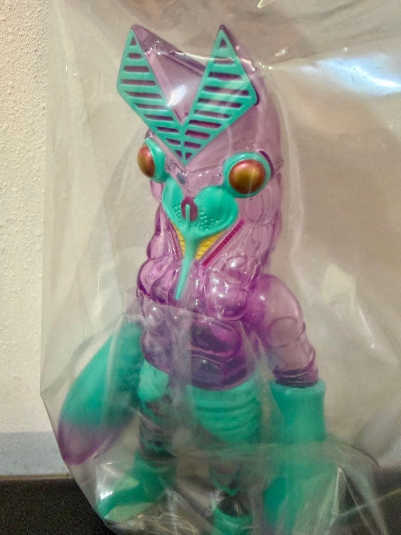 Kaijin x One-up バルタン星人 クリアパープル ソフビ 未開封