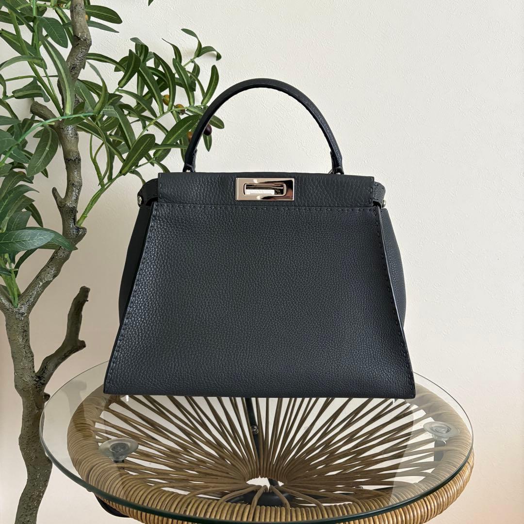 限定色✨フェンディ ピーカブー セレリアバッグ ミディアム 2way