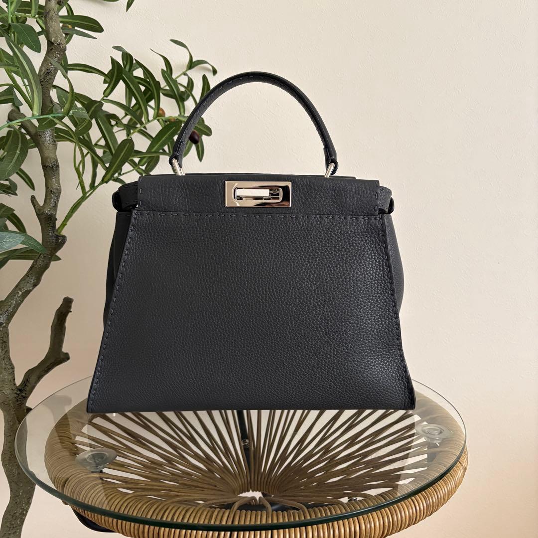 限定色✨フェンディ ピーカブー セレリアバッグ ミディアム 2way