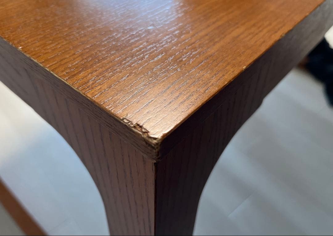 IDEE ダイニングテーブル　アントンブラウン