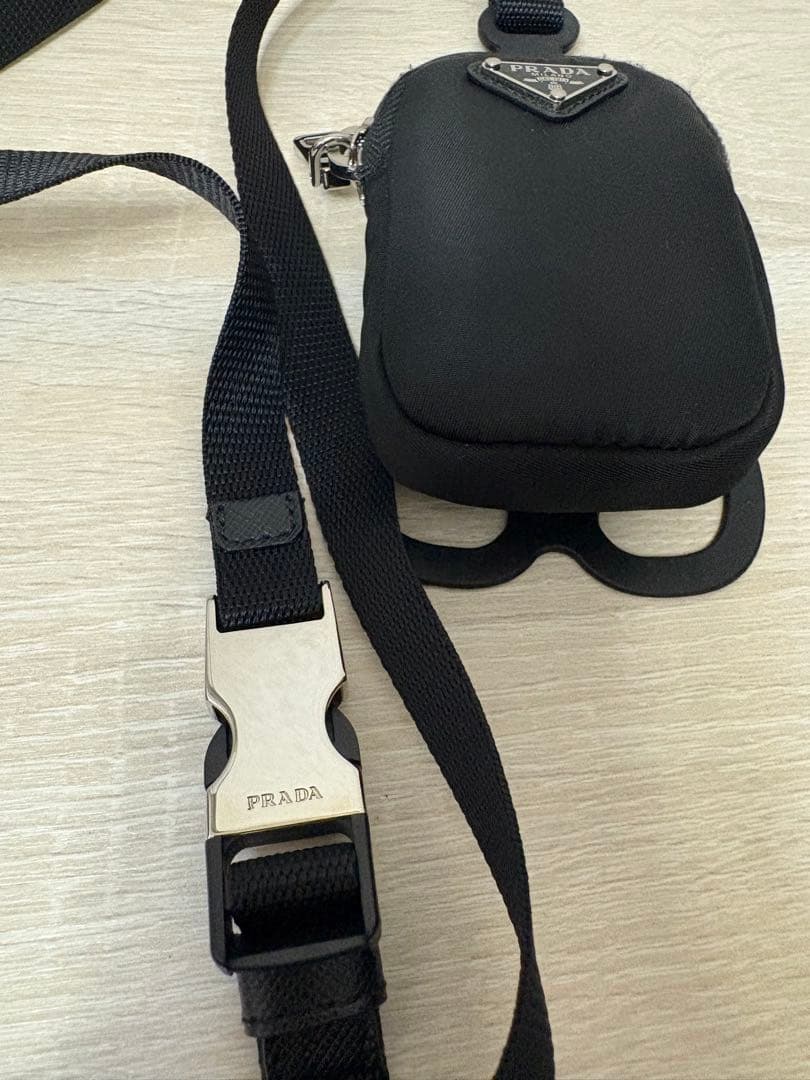 ✨美品✨PRADA スマートフォンケース ポーチ付き スマートフォンホルダー