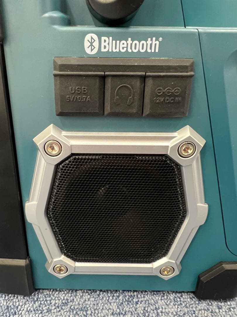 Makita（マキタ）充電式ラジオ付テレビ TV100