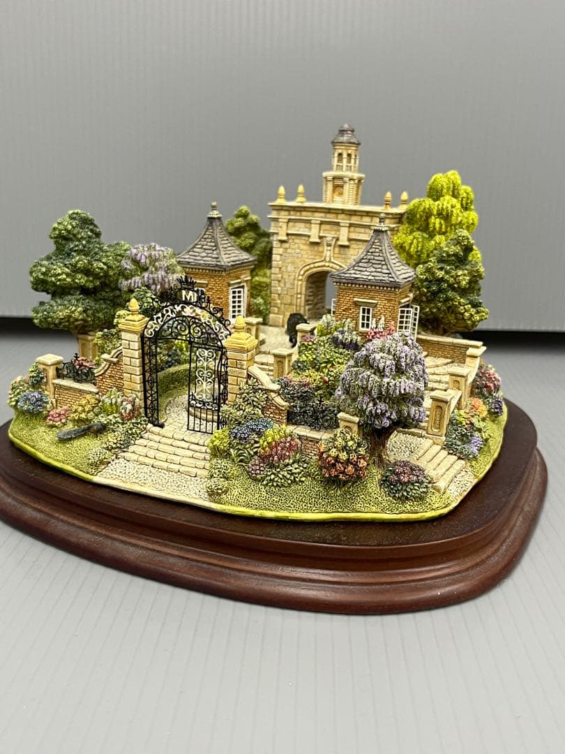 The Millennium Gate リリパットレーン 限定大型モデル　難あり