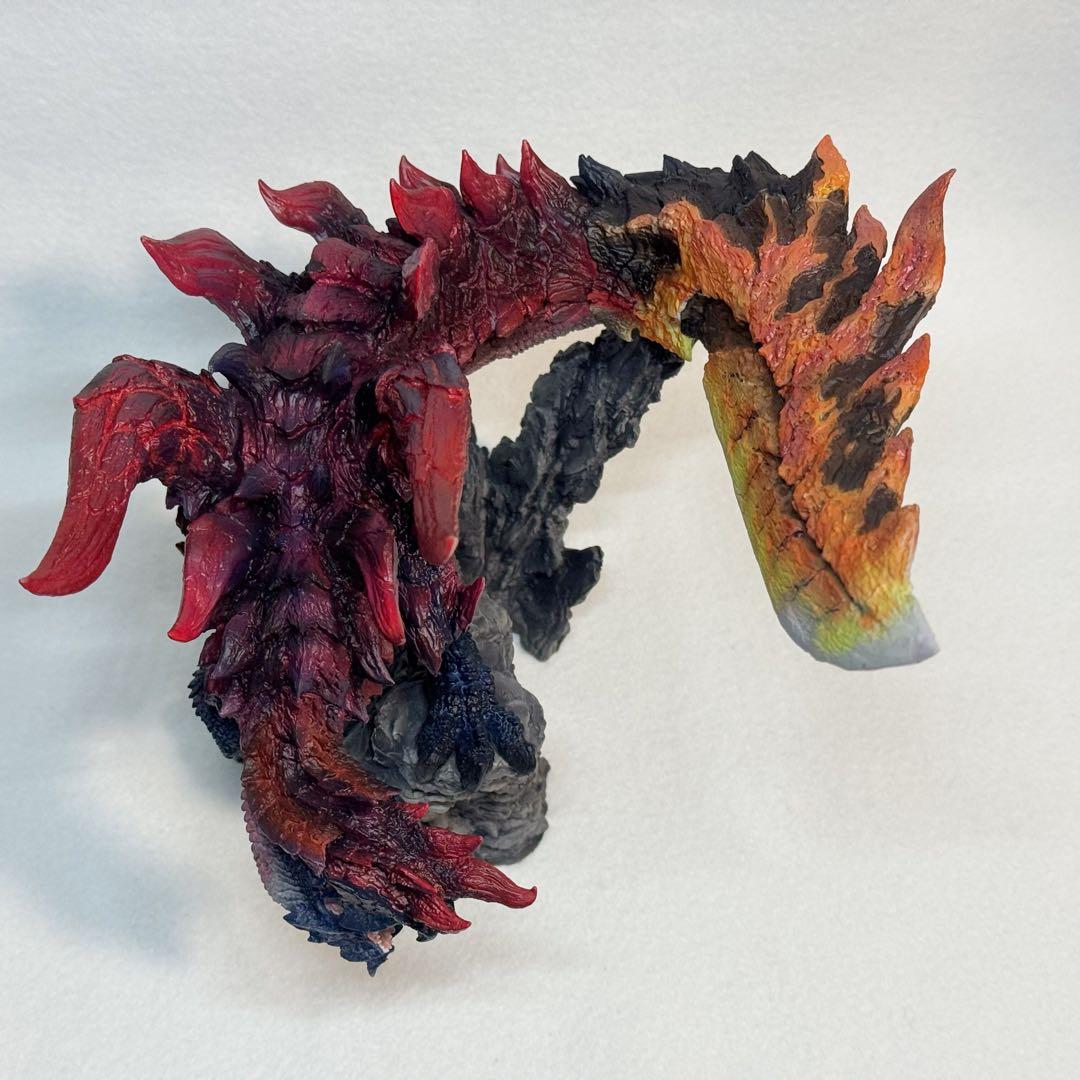 モンスターハンター　フィギュアビルダー クリエイターズモデル 燼滅刃ディノバルド