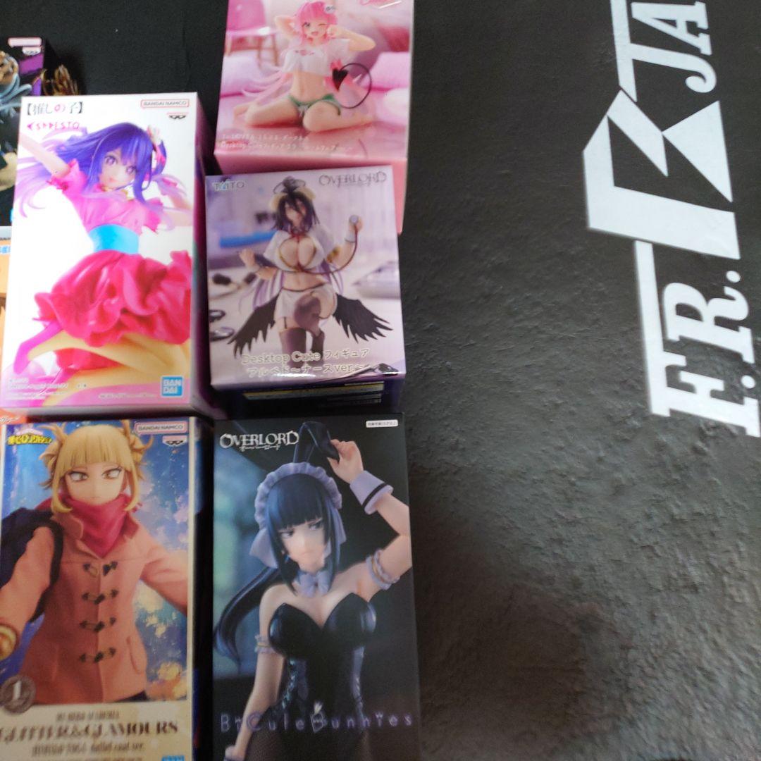 新品未開封　最終値下げ 可愛いフィギュア 12体セット