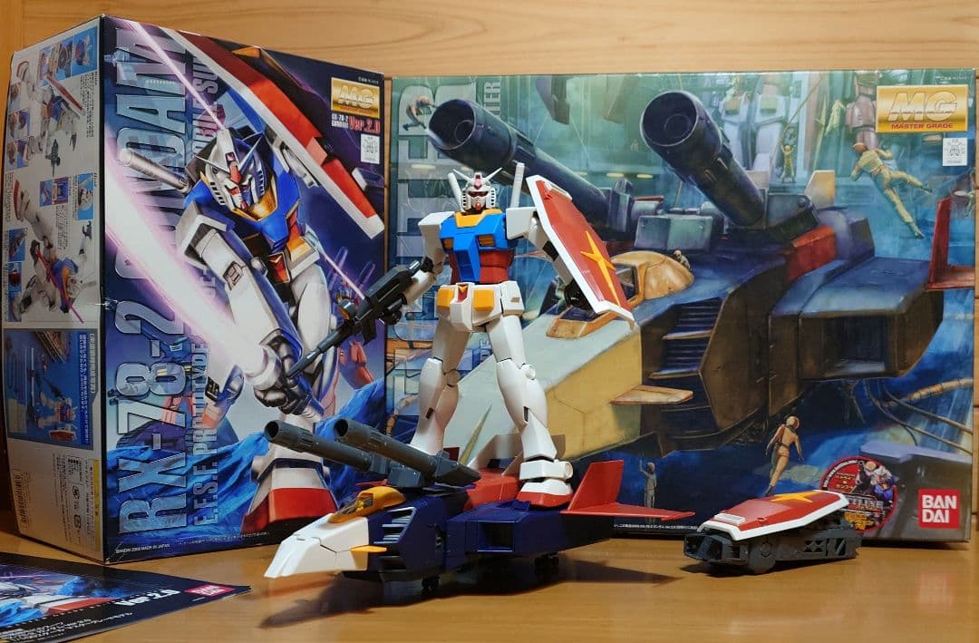 バンダイ①MG1/100ガンダムVer.2.0＆② MG Gファイター中古セット