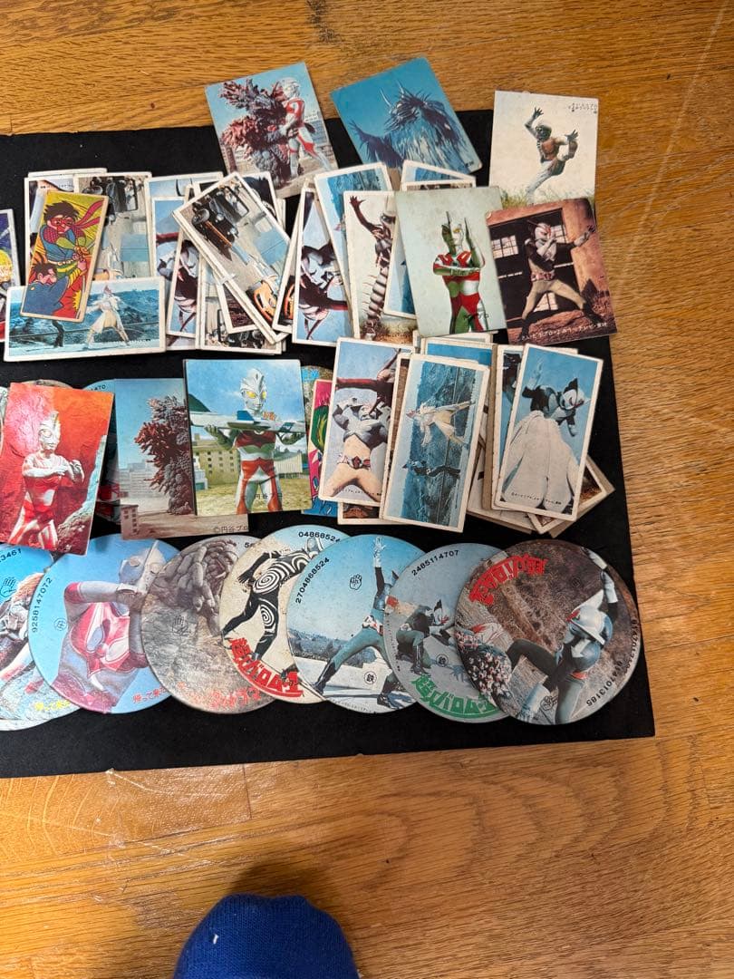 昭和レトロ　超貴重品　カルビー仮面ライダー 他　懐かし ヒーローカード他