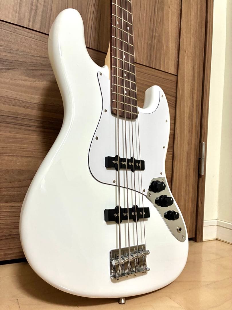 PLAYTECH JB420 Rose White（エレキベース）