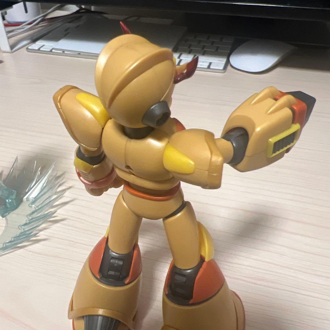 【組立済】コトブキヤ　ロックマンX マックスアーマー ハイパーチップVer.