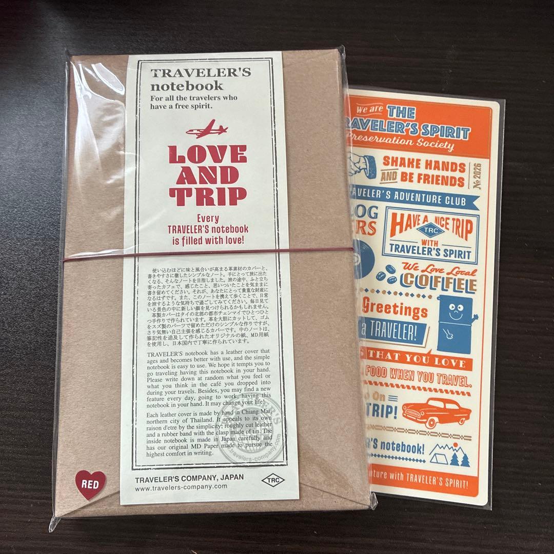 トラベラーズノート　LOVE AND TRIPレギュラーサイズ