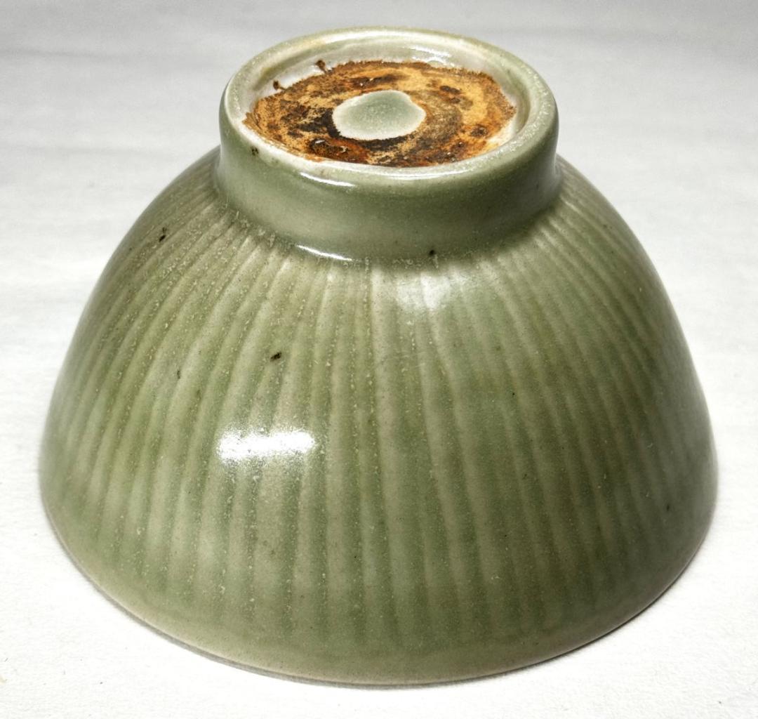 宋時代 龍泉窯青磁茶碗 無傷 時代品 伝世品焼物 歴史唐物 ウブ品WWTT197