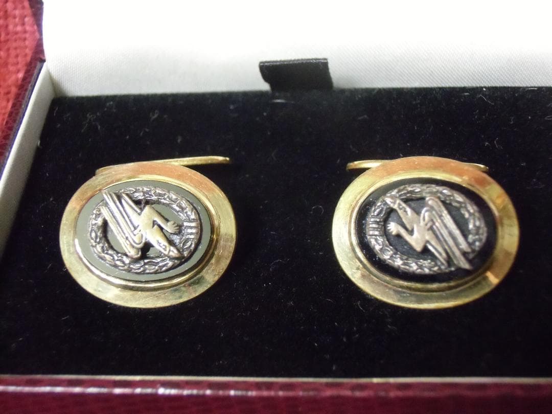 ＢＷドイツ軍/連邦軍＊降下猟兵＊カフスボタン＋リング＋記念皿＋５バッジ（実物）