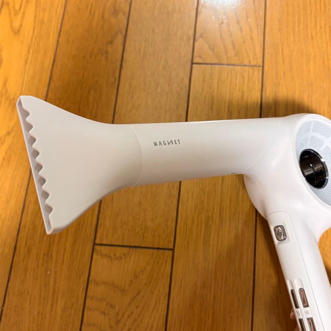 マグネットヘアプロ ドライヤーゼロプラス ホリスティックキュア 大風量 海外対応