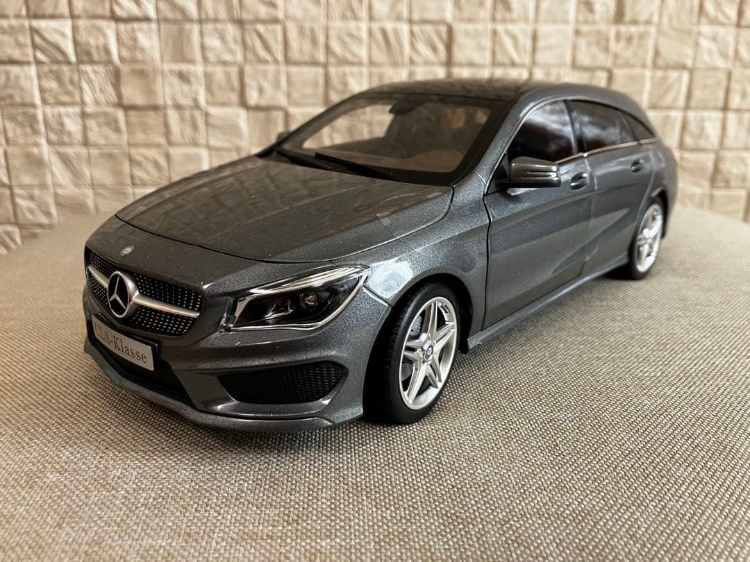 ノレブ 1/18 ベンツ CLA シューティングブレーク ディーラー別注品
