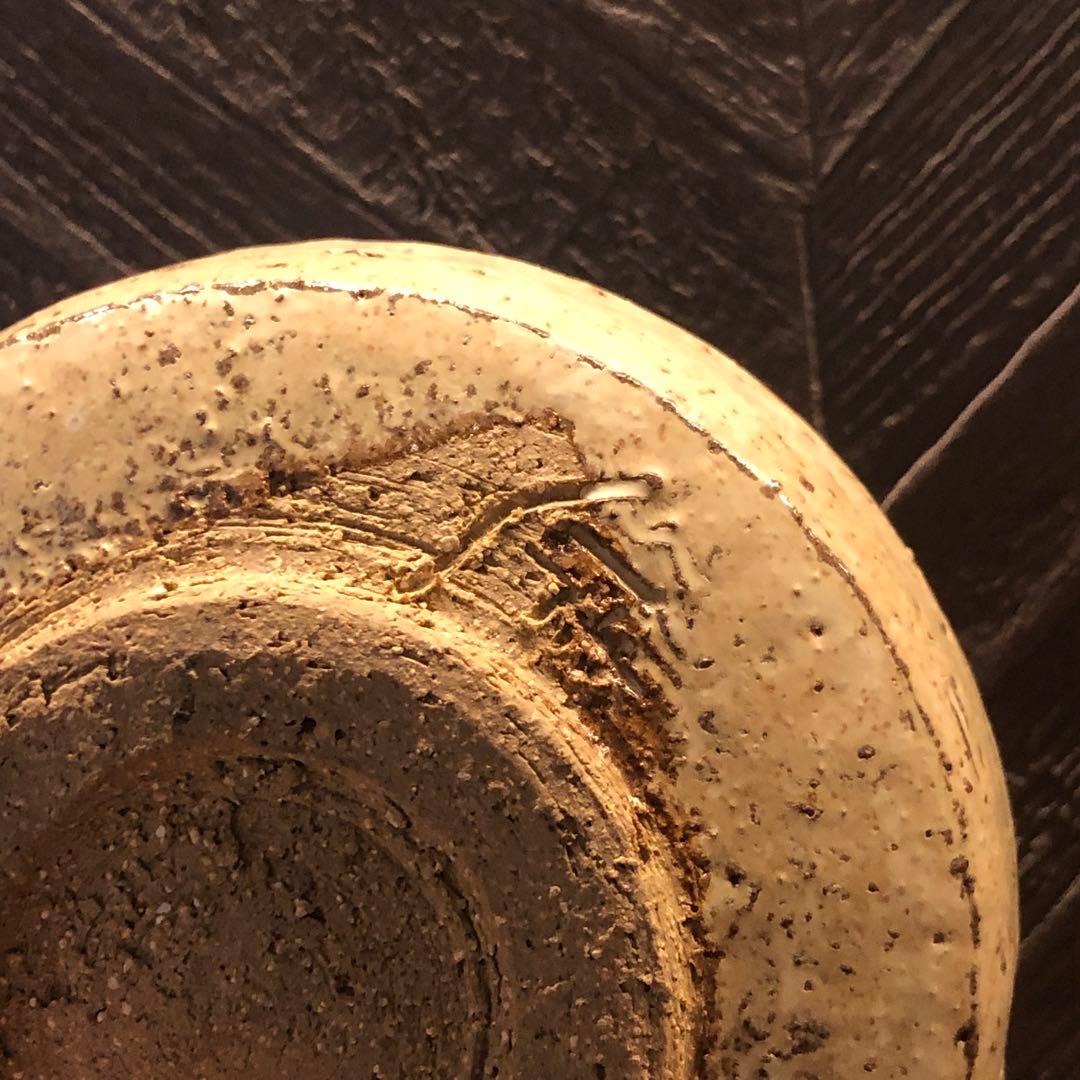 2点ロディ◾️蔵から焦がしミルクティー色の美しい釉薬の抹茶茶碗が出て来た。