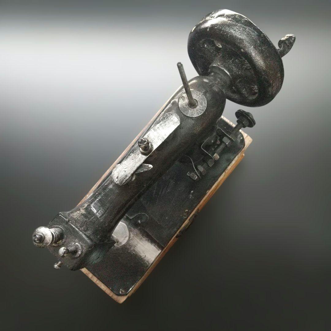 【 アンティーク 】 手動ミシン デザイン 小物入れ インテリア