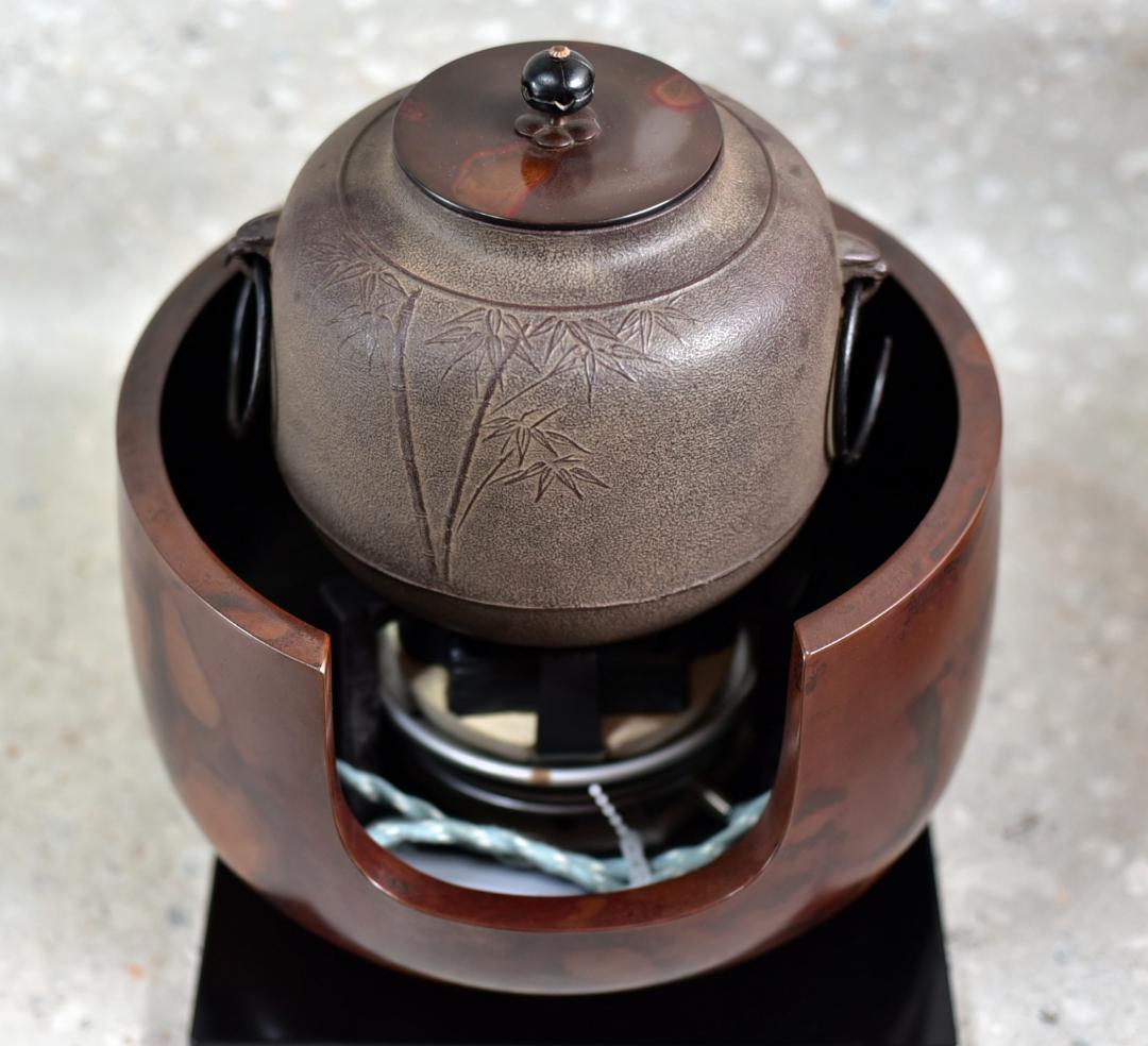特価、唐銅風炉斑紫銅＆竹文茶釜、電熱器、五徳、敷板5点組【極上品】　お茶道具/箱