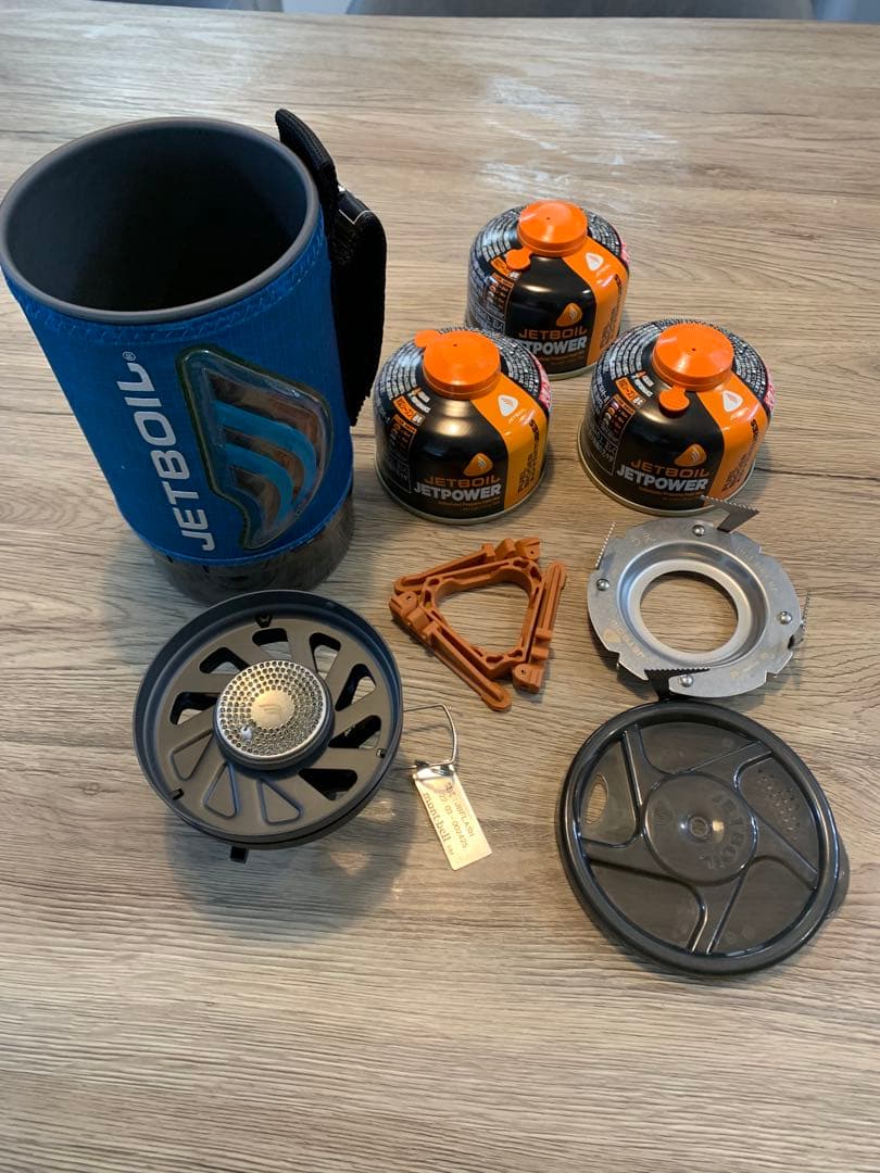 JETBOIL シングルバーナーコンロ ガス缶3本付き