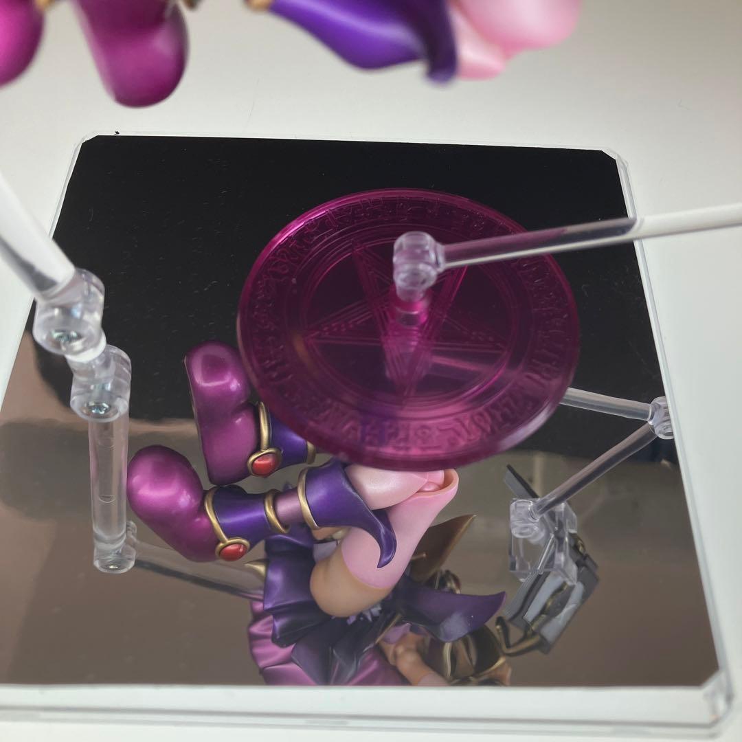 【塗装済】CFG ブラック・マジシャン・ガール 【完成品】