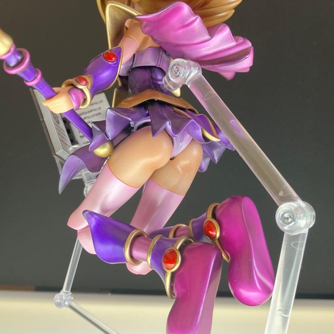 【塗装済】CFG ブラック・マジシャン・ガール 【完成品】