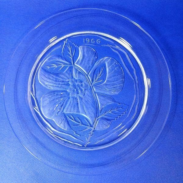 感謝セール ラリック イヤープレート 花 クリスタルガラス 飾り皿 アンティーク