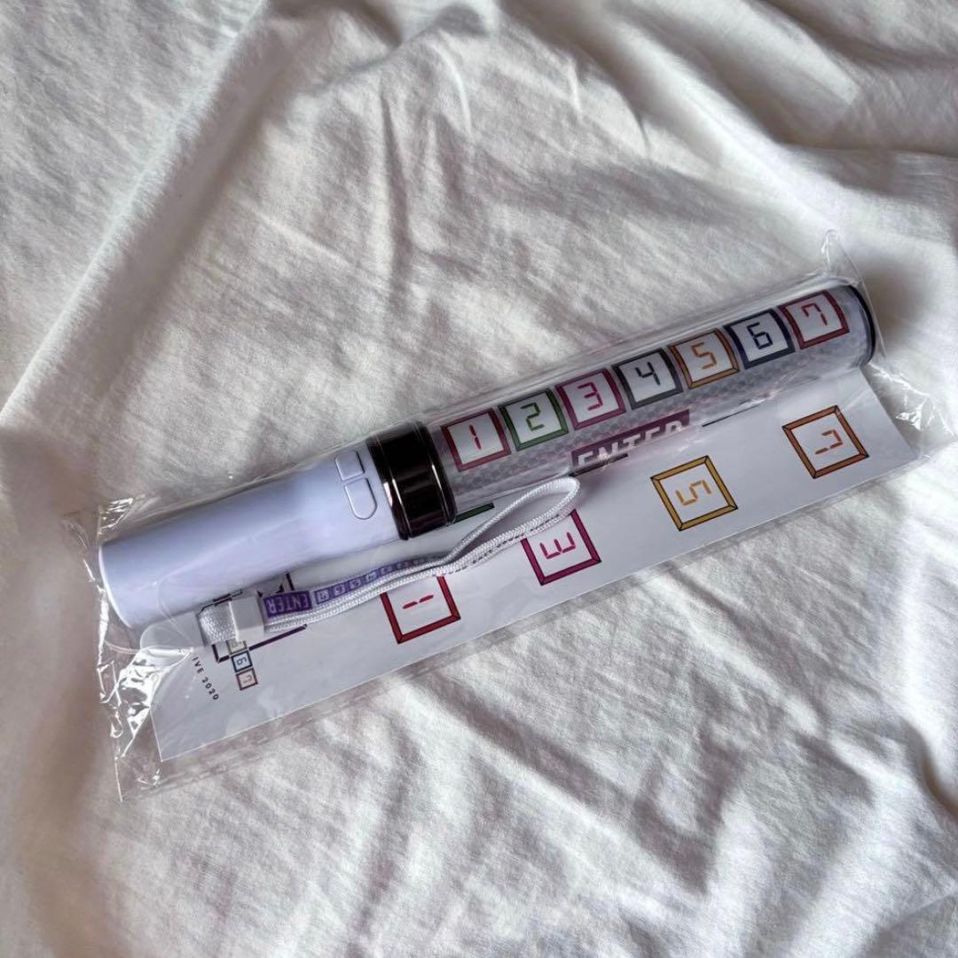 ぷれぜんとストラップ付 TravisJapan ペンライト キンブレ まとめ売り